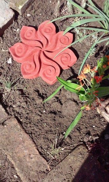 kerti_diszek_betonbol13