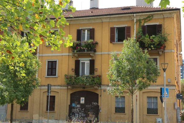 Milánó függőleges erdeje