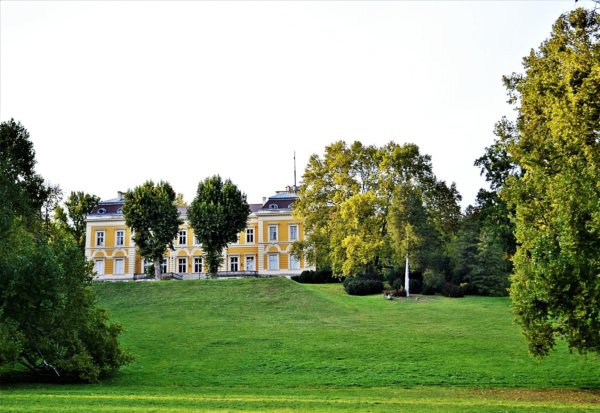 füzérradványi Károlyi-kastély parkja